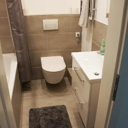 Uhland Apartment Wiesbaden